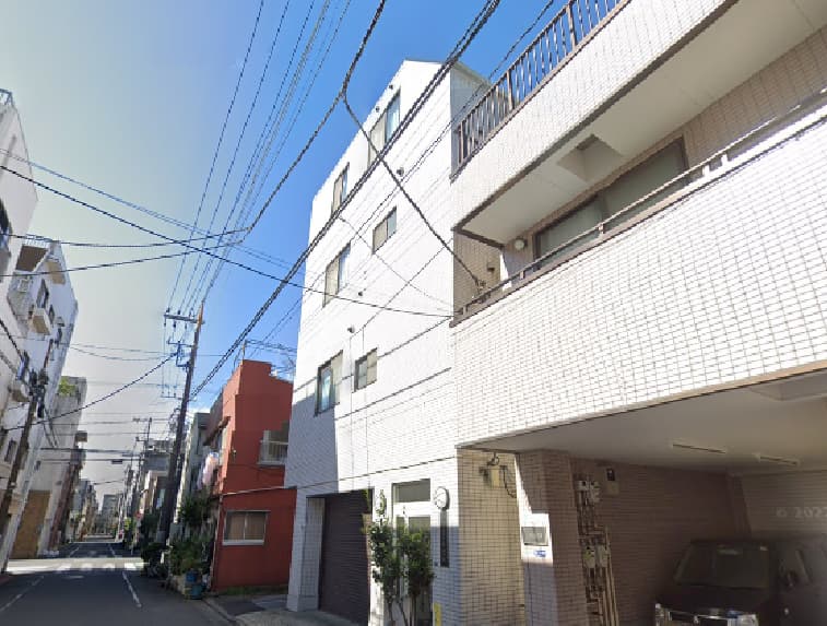 ルミエール逆井