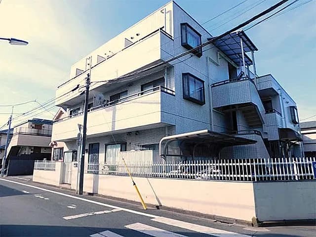 エーツーアイ