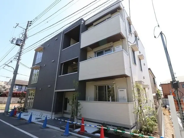 ラリュール中村南