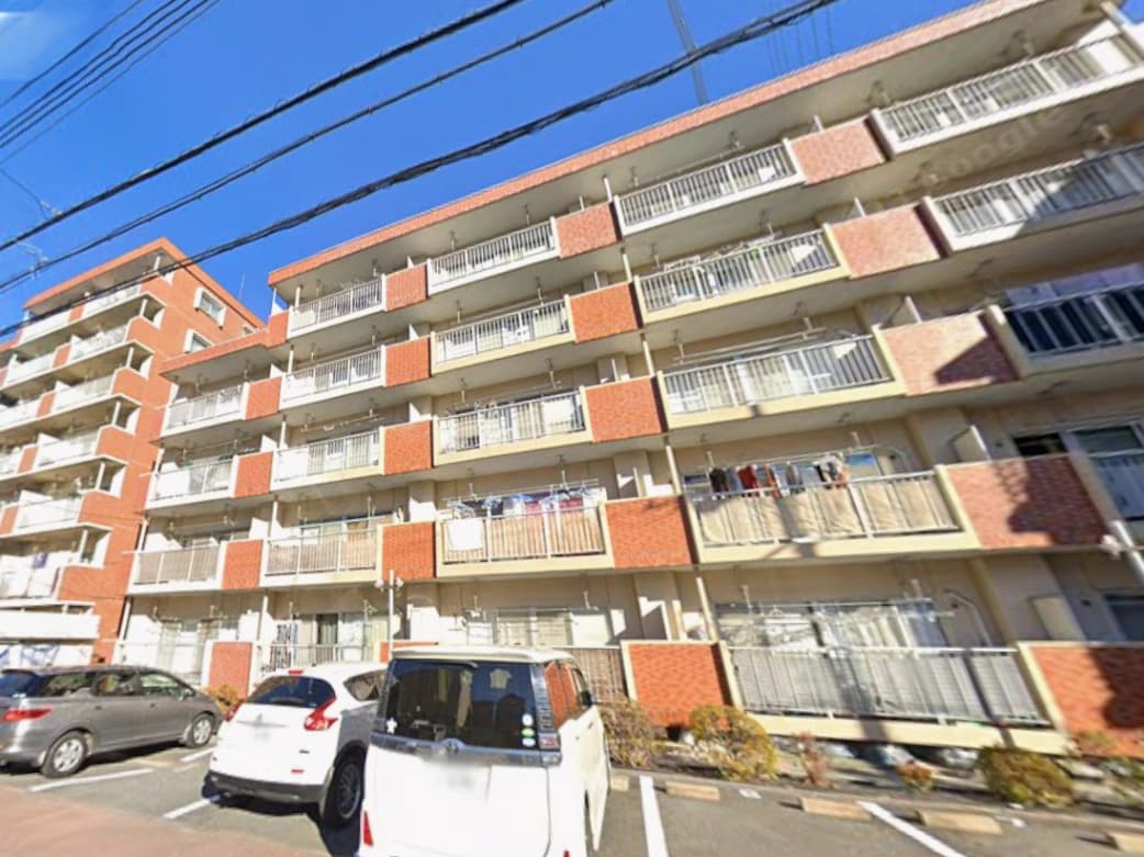 根の上マンション