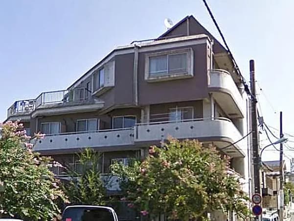 Supreme Hills