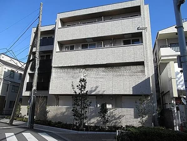 Wing Court 赤塚新町