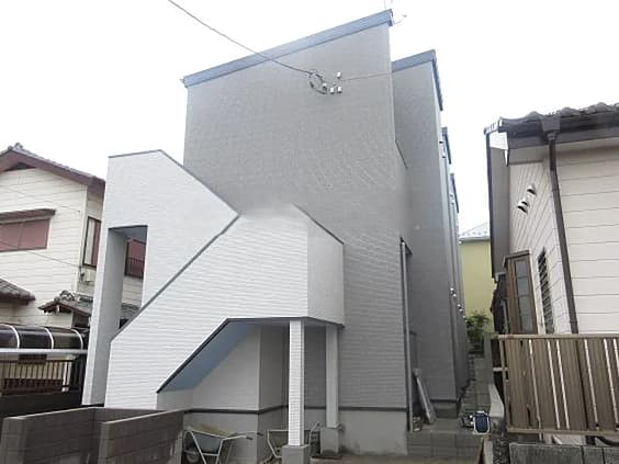 グロッサバウム