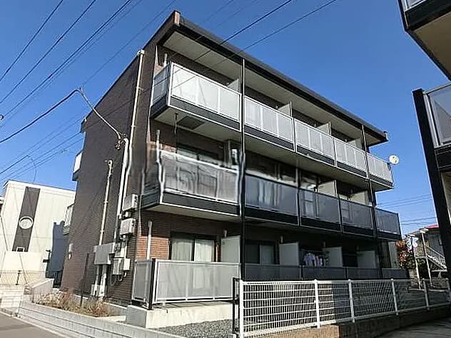 レオパレストレディア