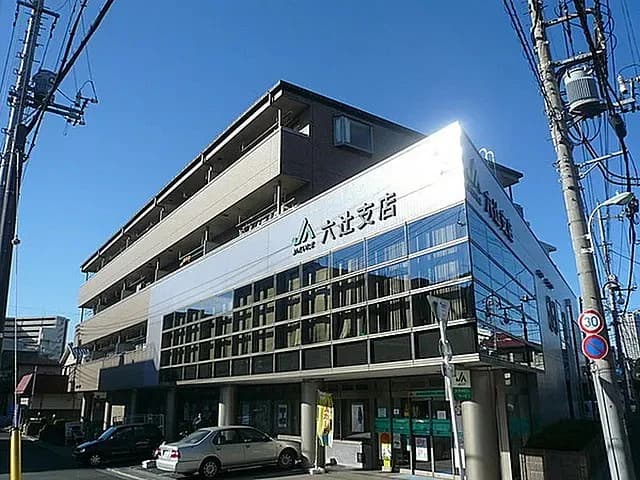 ヴィルヌーブ六辻
