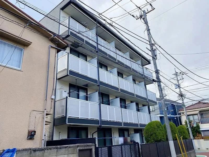 レオパレスイーストヒルズ