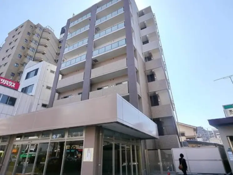 セリーン志村