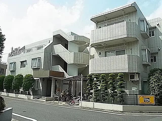 学園シティハイムB