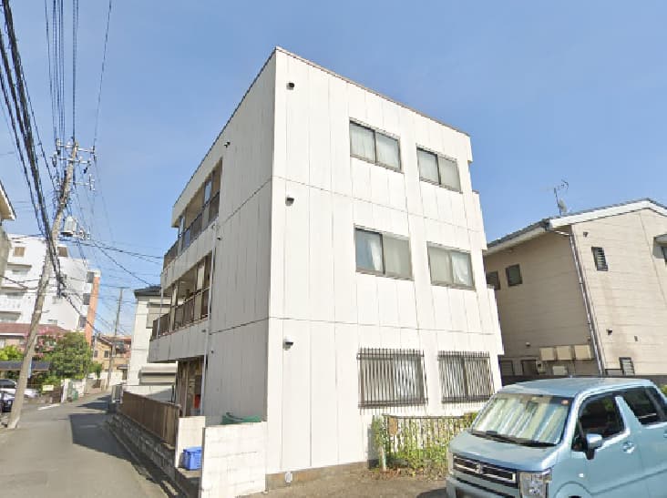 サンパレス