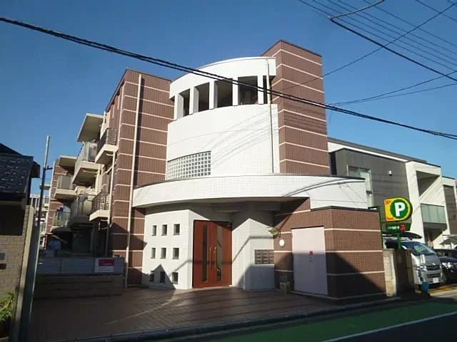リラ常盤