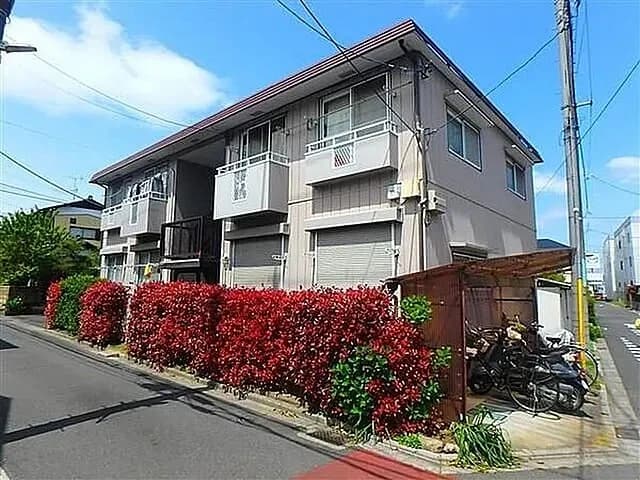 サープライス