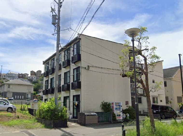 レオパレス北鎌倉ホームズ