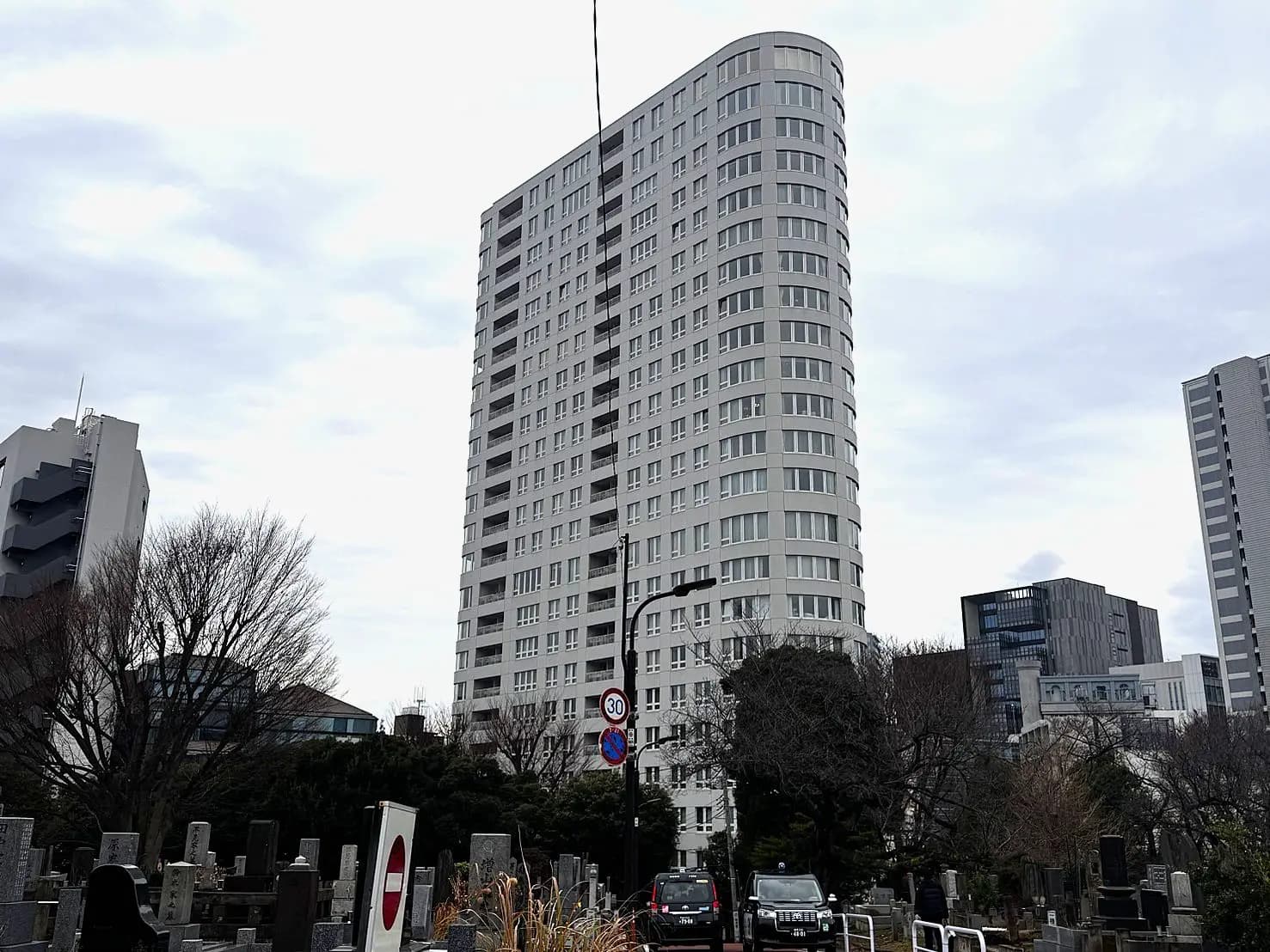 青山ザ・タワー