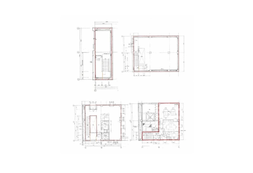 - 建築図面のセット、床面図・立体図・平面図を含む設計図面、立方体の階層ごとに配置された複数の図面が白背景に描かれたスケッチ風のドラフティング画像