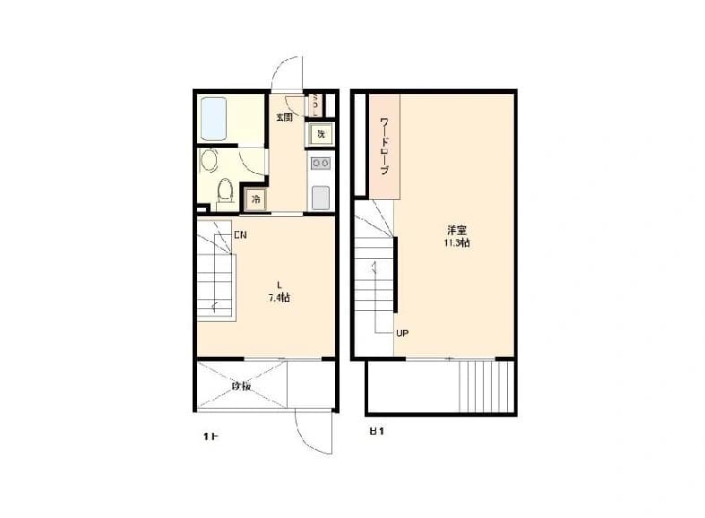 - 1階と2階の二階建て間取り図、1階は玄関・キッチン・トイレ・浴室・リビング7.4帖、2階は洋室11.3帖とクローゼット、階段UP、全体は白地に黒枠のシンプルな平面図