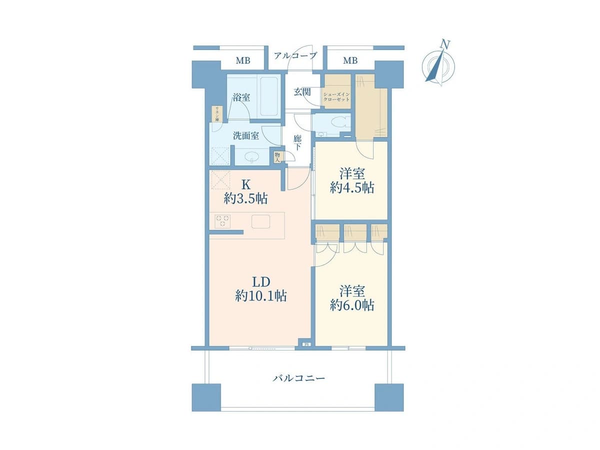 - 3LDKの間取り図、北西角に玄関とシューズクローゼット、リビングダイニング約10.1帖とキッチン約3.5帖、洋室2部屋(約6.0帖と約4.5帖)、バルコニーに面した明るい住まいの平面図