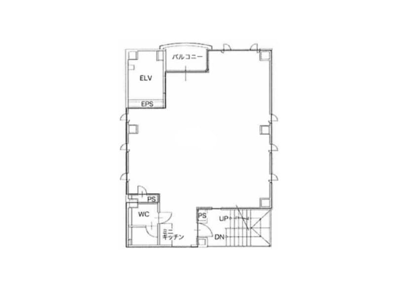 - 住宅の平面図、エレベーターとバルコニーが左上と中央上に配置された4分割のフロアプラン、厨房とトイレが左下、階段とUP/DN表示が右下、各部屋の扉と通路が示された黒線の図面