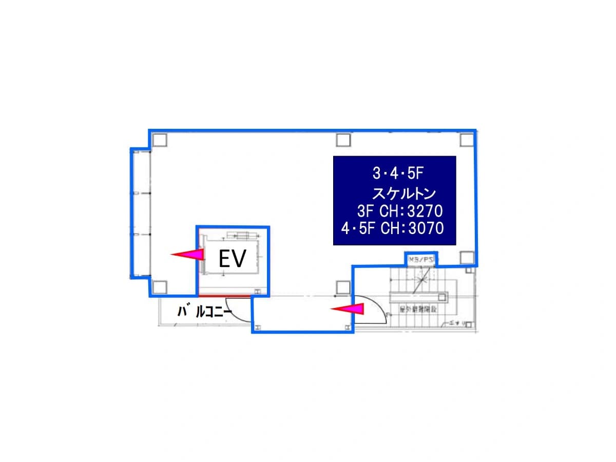 - 建物の間取り図、青い輪郭と赤い矢印、エレベーターホール周辺にバルコニー表示、3・4・5階のスケルトン情報と階数別CHが記された平面図